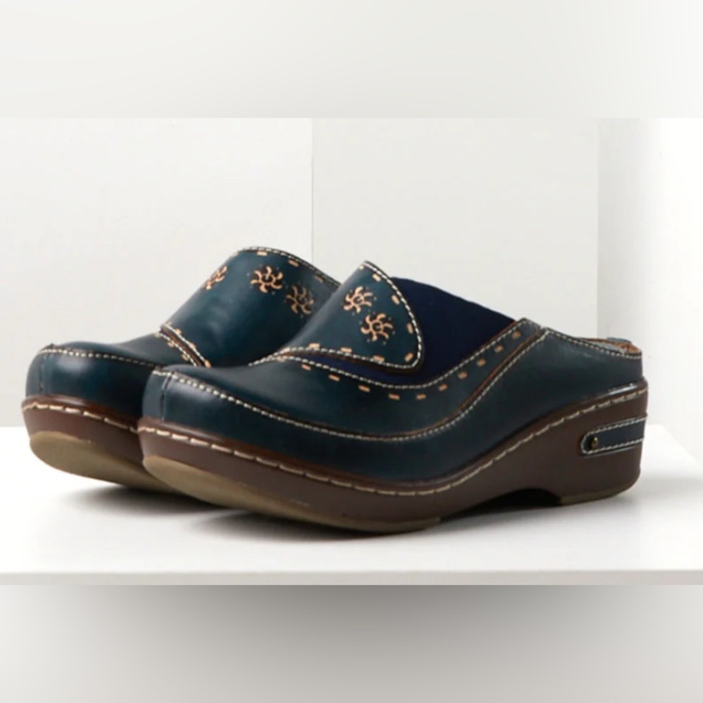 Spring Step L'Artiste Women's Chino Leather Loafer Blue EU 42 / US 10.5-11
